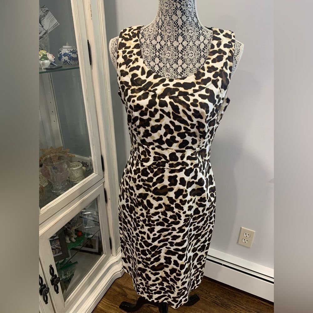 Jones New York Brown and White Sheath Midi Dress